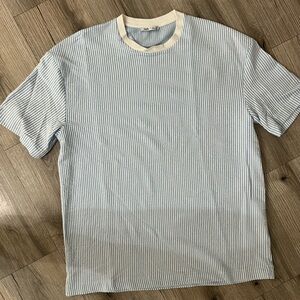 Zara Men's Blue and White Striped Tee